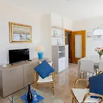 Guesthost - Tre Ponti Panoramic Seaview شقة