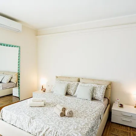 Guesthost - Tre Ponti Panoramic Seaview * Sanremo