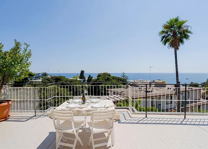 Guesthost - Tre Ponti Panoramic Seaview 아파트 *