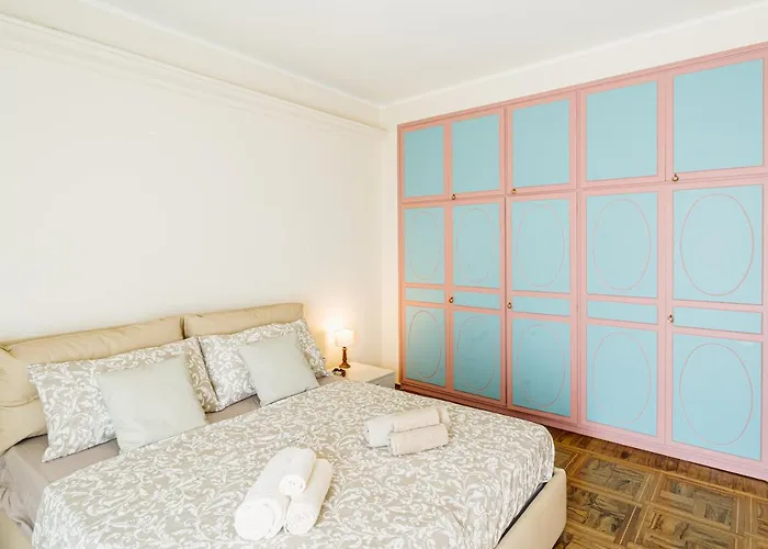 Guesthost - Tre Ponti Panoramic Seaview 아파트 *