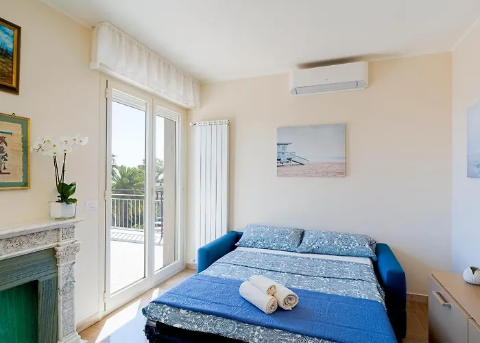 Guesthost - Tre Ponti Panoramic Seaview 산레모