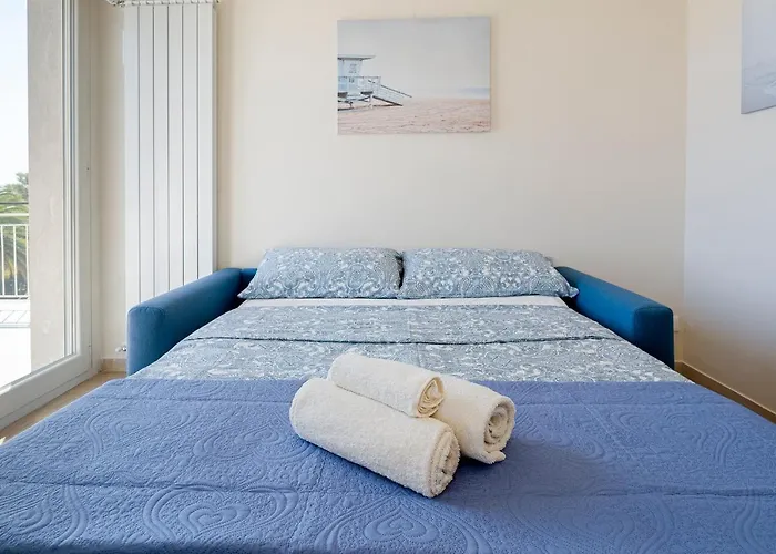 Guesthost - Tre Ponti Panoramic Seaview 아파트 *