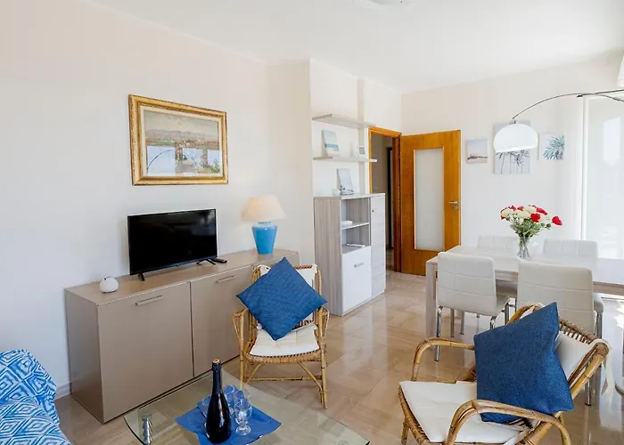 Guesthost - Tre Ponti Panoramic Seaview 아파트